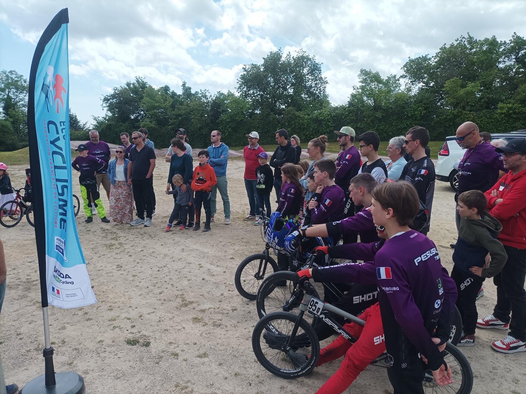 Presentation maillot 2024 02